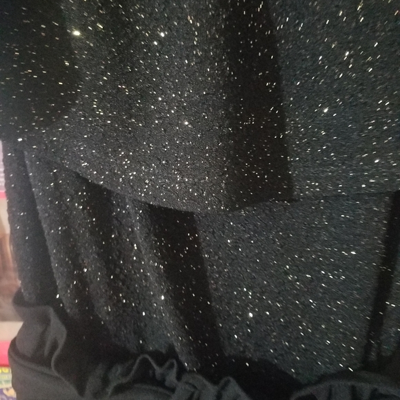 One Piece - Picture 2 of 2